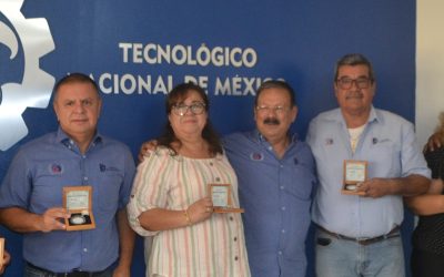 Reconocimiento a personal del IT de La Paz por antigüedad en el Servicio Público